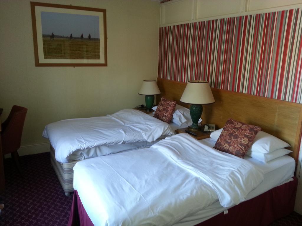 Cadogan Hotel นิวมาร์เก็ต ภายนอก รูปภาพ